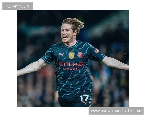 《2026年足球转会窗口：巨星加盟新球队，转会市场动荡与机遇并存》